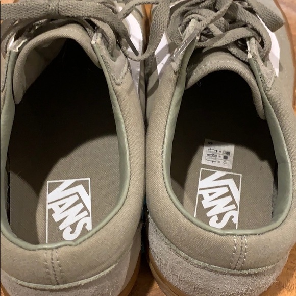 Vans 9.0 - Picture 5 of 6